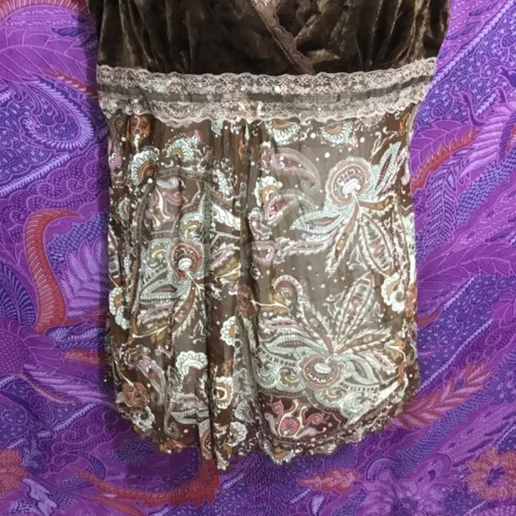 Velvet and sheer top size 18 - Picture 4 of 6